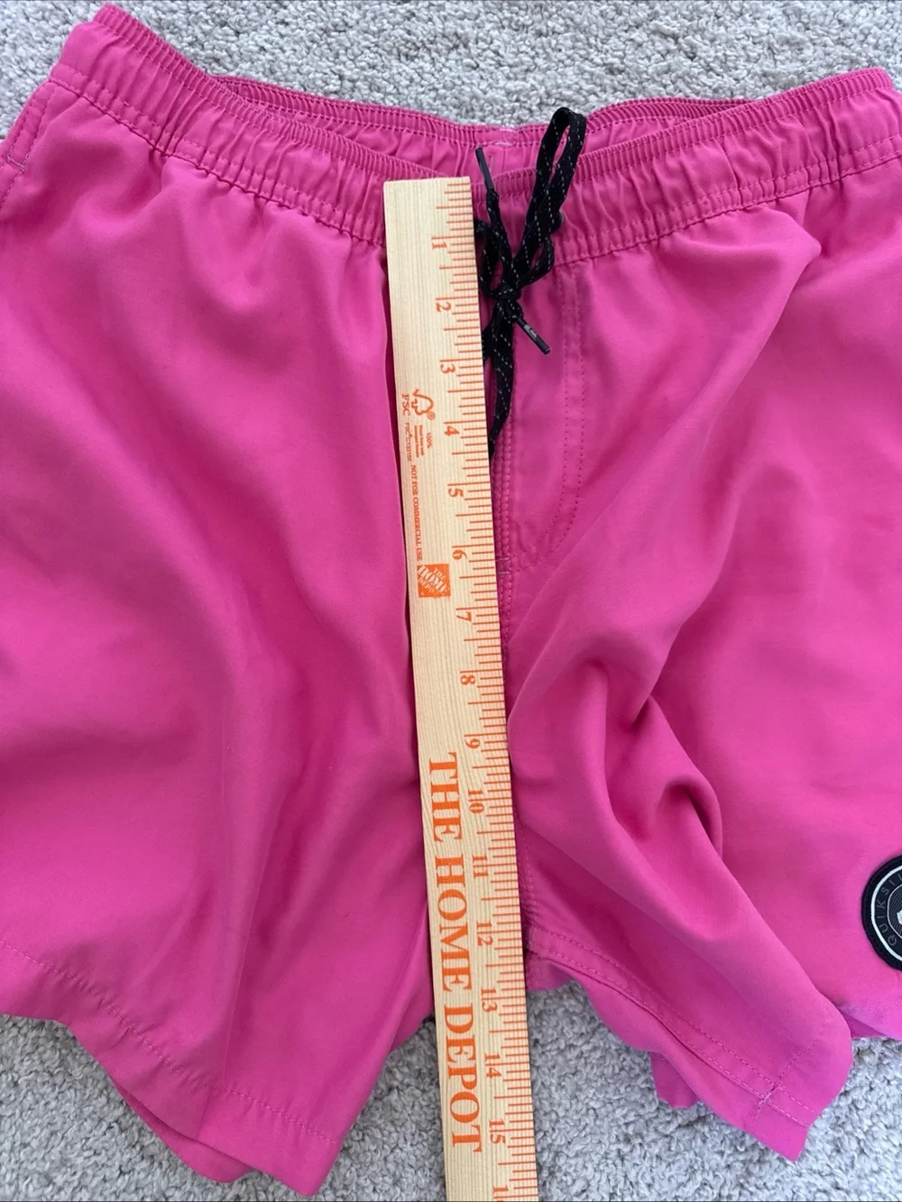 Quicksilver‎ Mens Everyday Volley 15 Shorts Pink Size M Drawstring Soft Swim